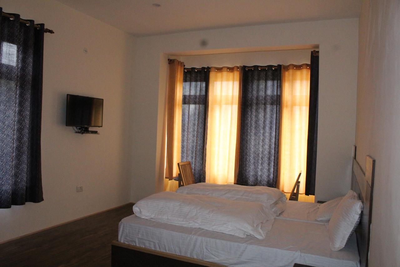 Hotel Kasdar Ladakh เลห์ ภายนอก รูปภาพ